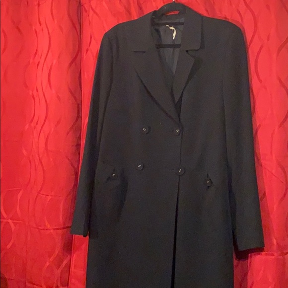Black Trench Coat - Picture 3 of 4